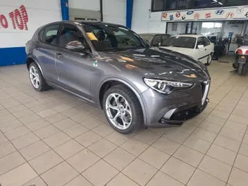 Alfa Romeo Stelvio 2018 photo 2