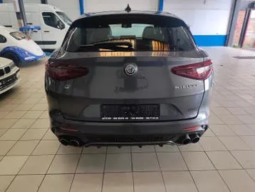 Alfa Romeo Stelvio 2018 photo 3