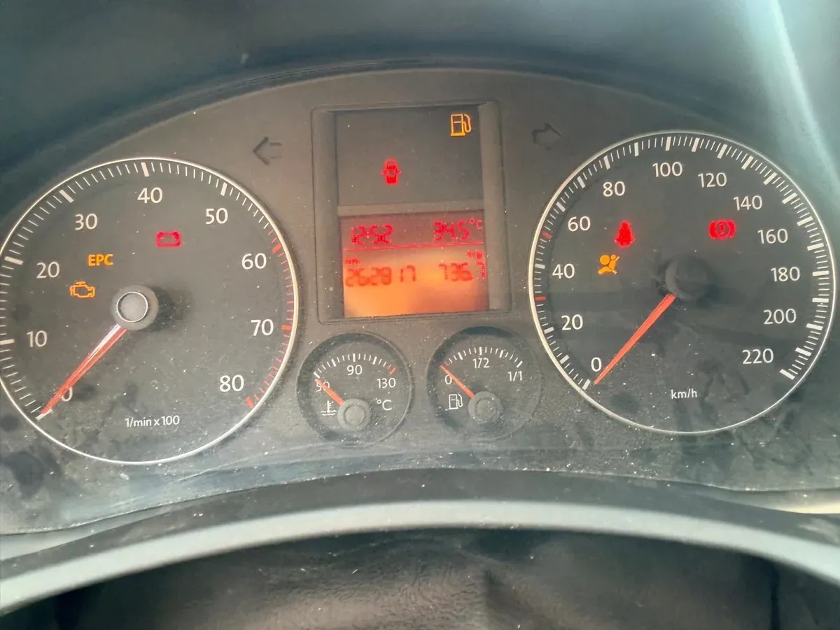 Volkswagen Golf 2006 photo 2