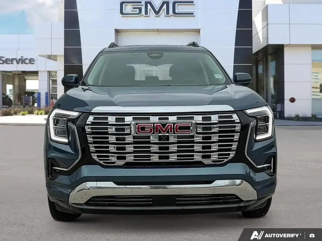 GMC Terrain 2026 photo 2