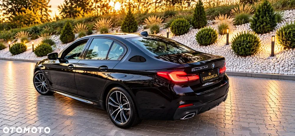 BMW 5 Series 2022 photo 4