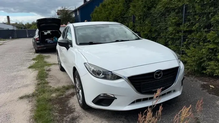 Mazda 3