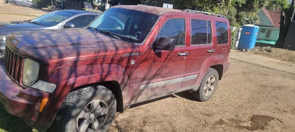 Jeep Liberty 2008 photo 2