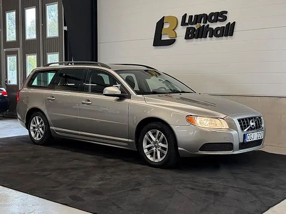 Volvo V70 2012 photo 5