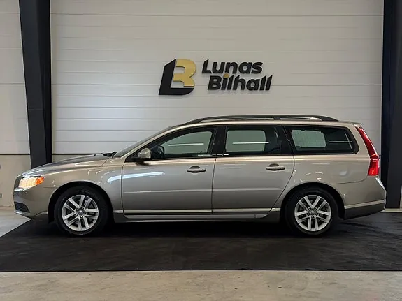 Volvo V70 2012 photo 3