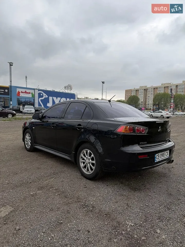 Mitsubishi Lancer 2011 photo 3