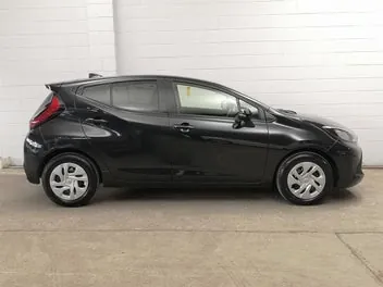 Toyota Aqua 2022 photo 4