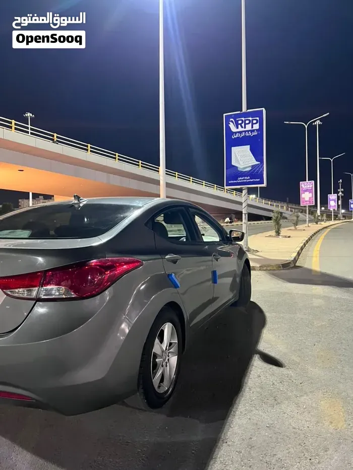 Hyundai Elantra 2013 photo 3