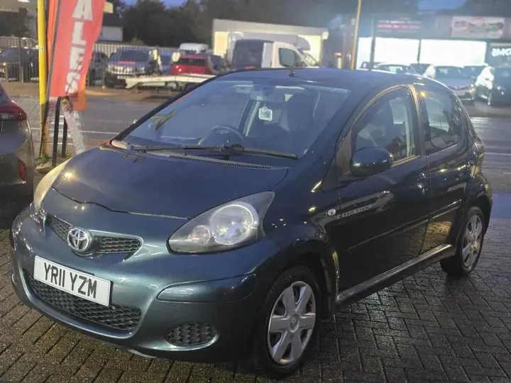 Toyota Aygo 2011 photo 5