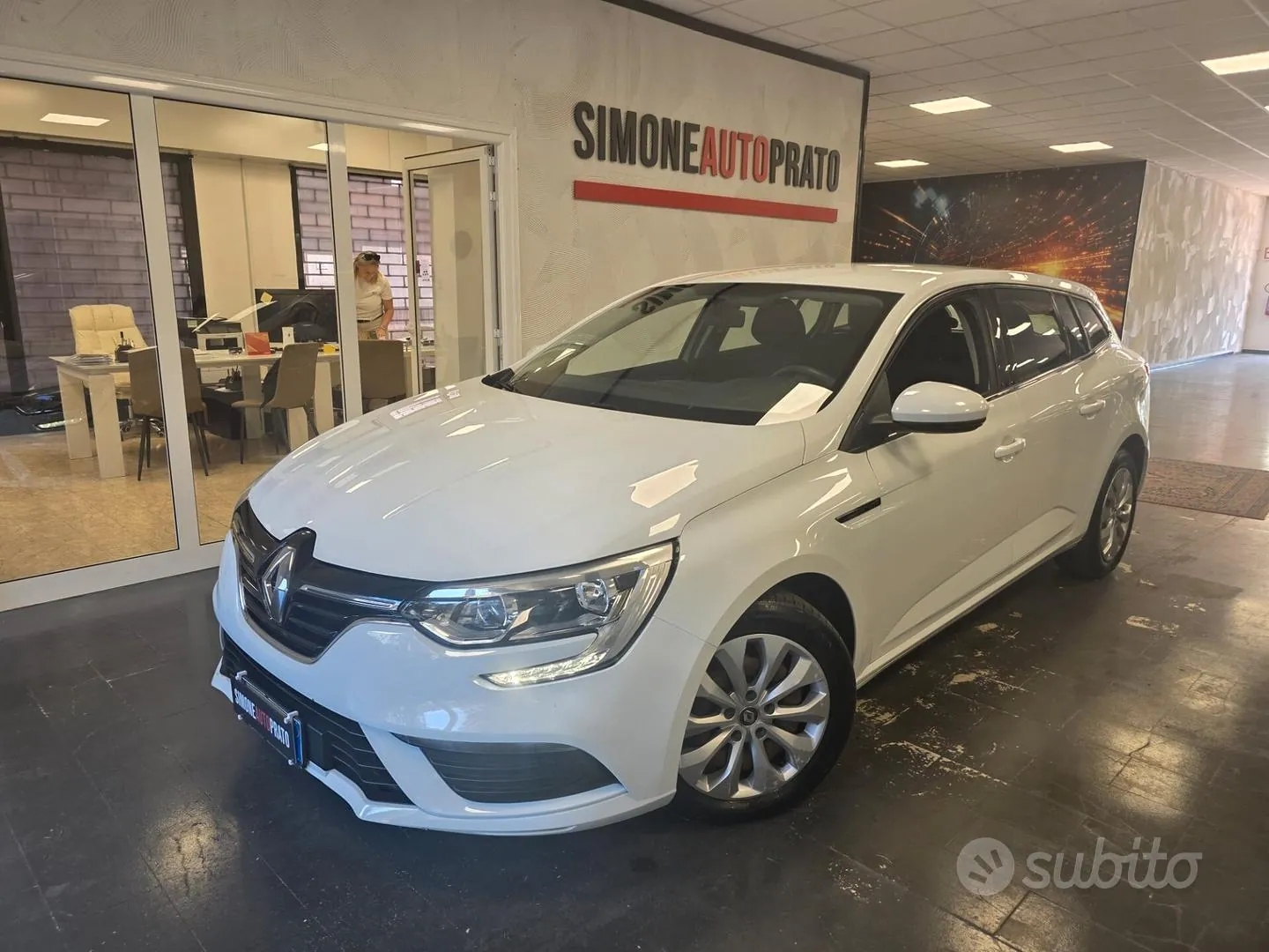 Renault Megane 2017 photo 2