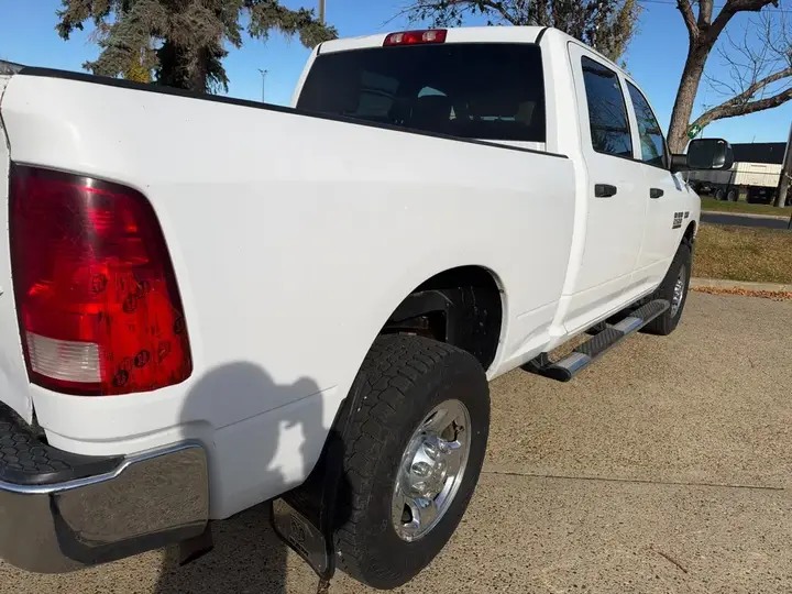 Dodge Ram 2500 2013 photo 3