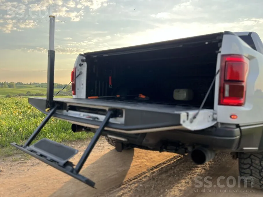 Ford Raptor 2019 photo 4