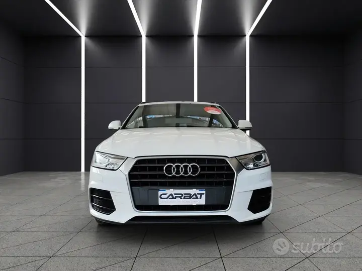 Audi Q3 2017 photo 2