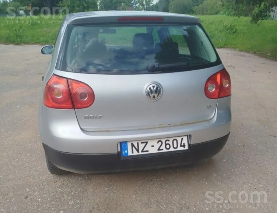 Volkswagen Golf 5 2005 photo 3