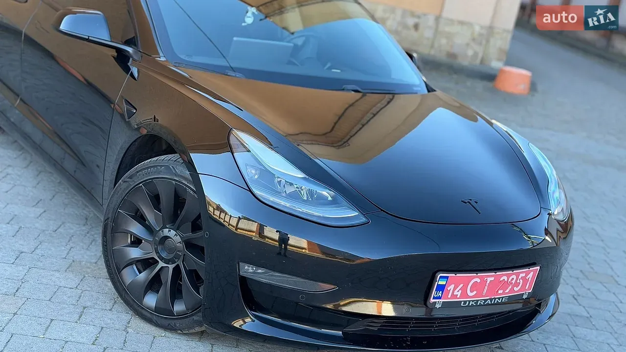 Tesla Model 3 2021 photo 3