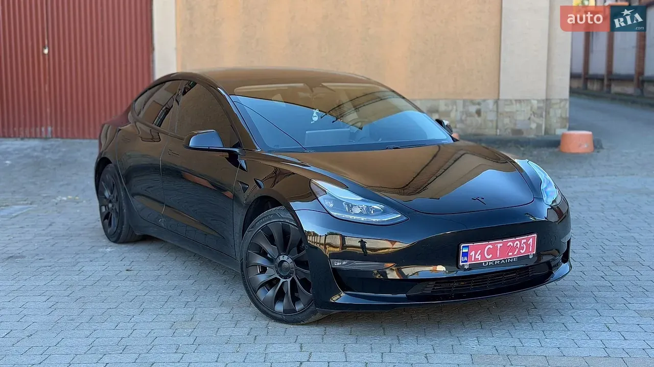 Tesla Model 3