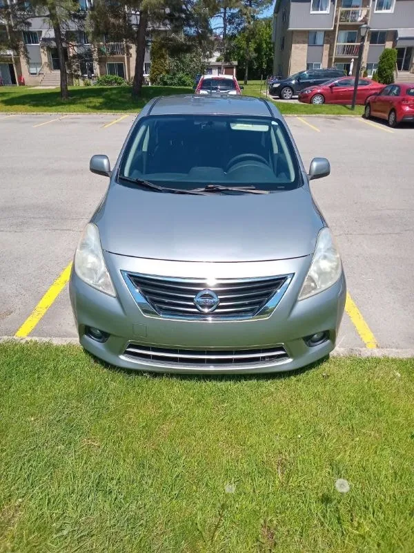 Nissan Versa