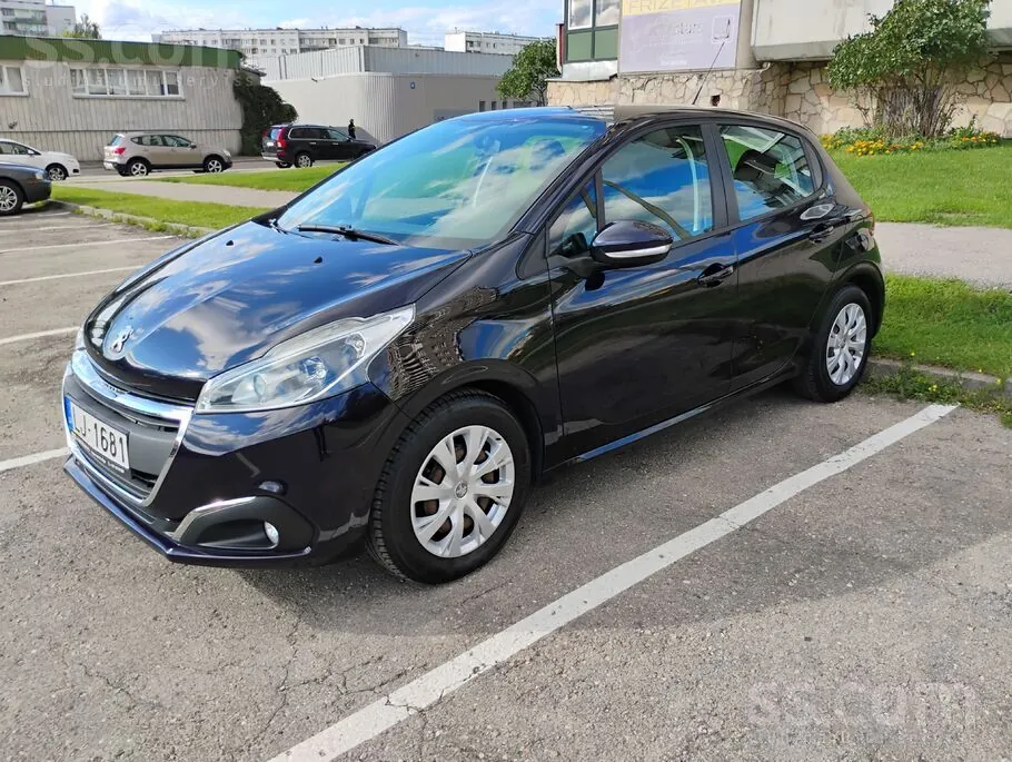 Peugeot 208 2018 photo 2