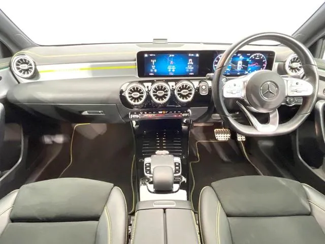 Mercedes-Benz A180 Edition 1 2018 photo 2