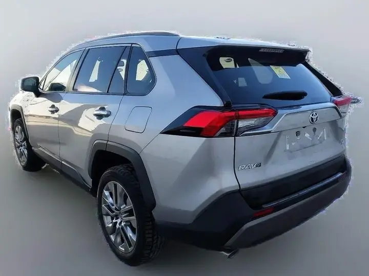 Toyota Rav4 2021 photo 3