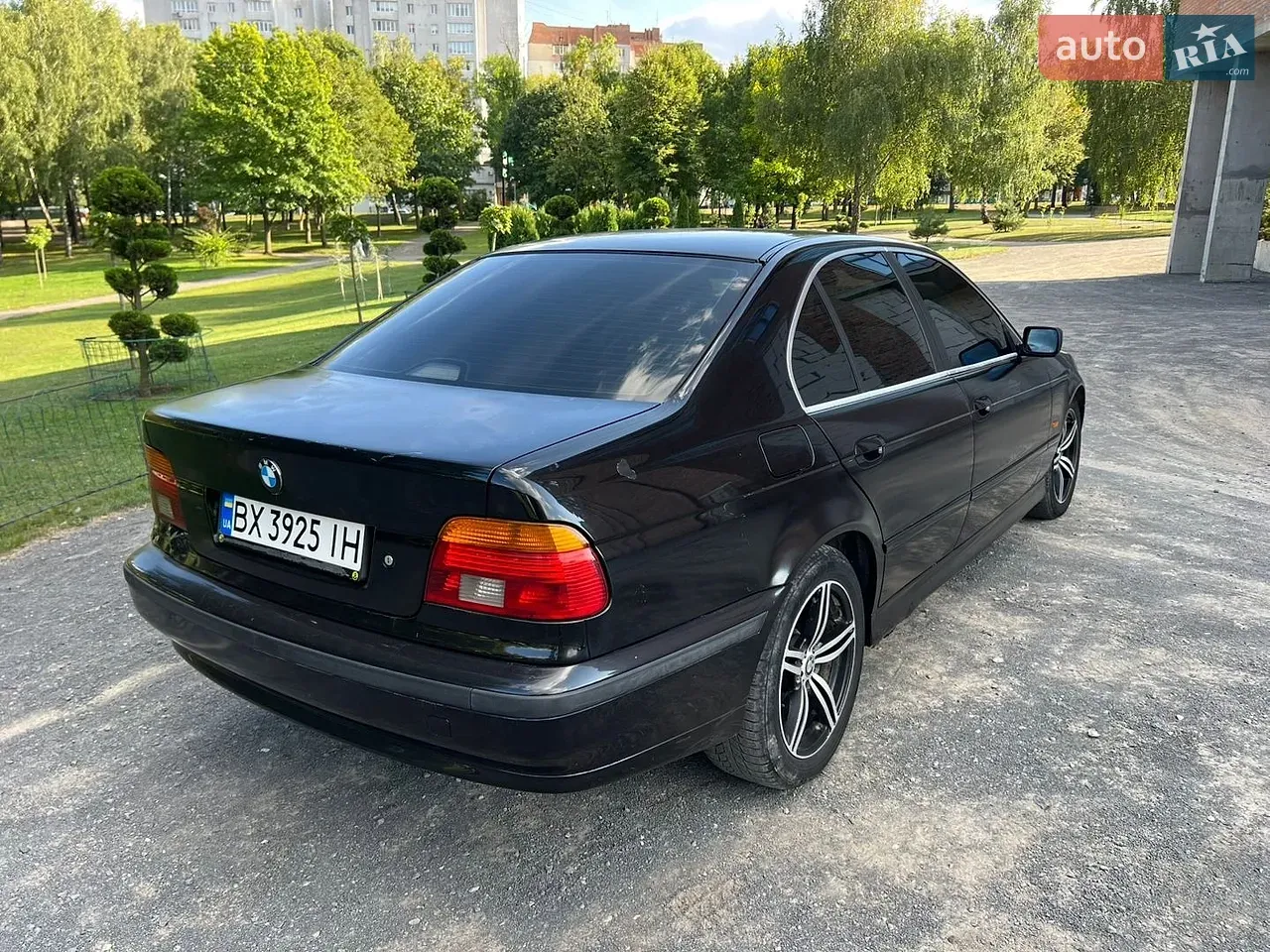BMW 5 Series 2001 photo 3