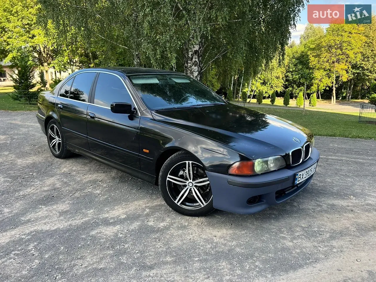 BMW 5 Series 2001 photo 2