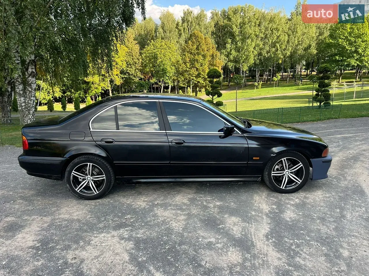 BMW 5 Series 2001 photo 4