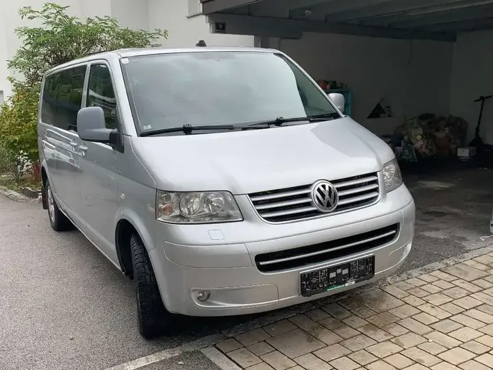 Volkswagen Caravelle 2006 photo 3