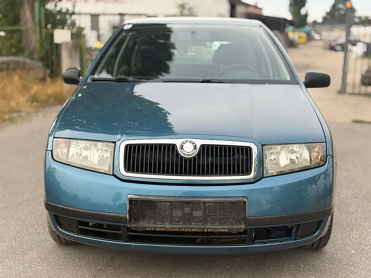 Skoda Fabia 2003 photo 2