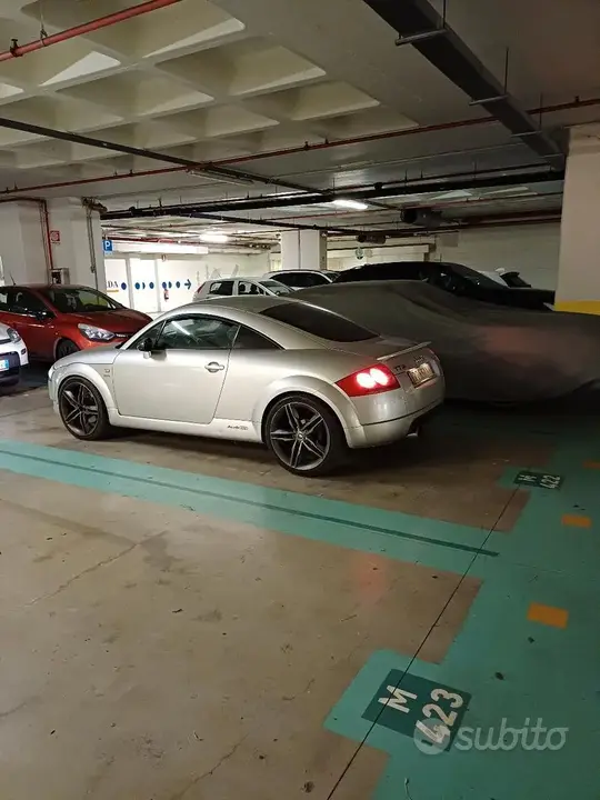 Audi Tt 1999 photo 4