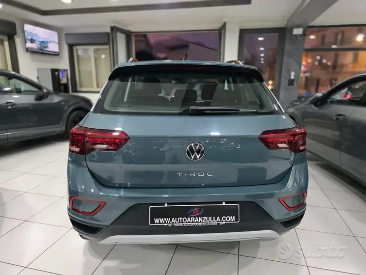 Volkswagen T-Roc 2023 photo 5