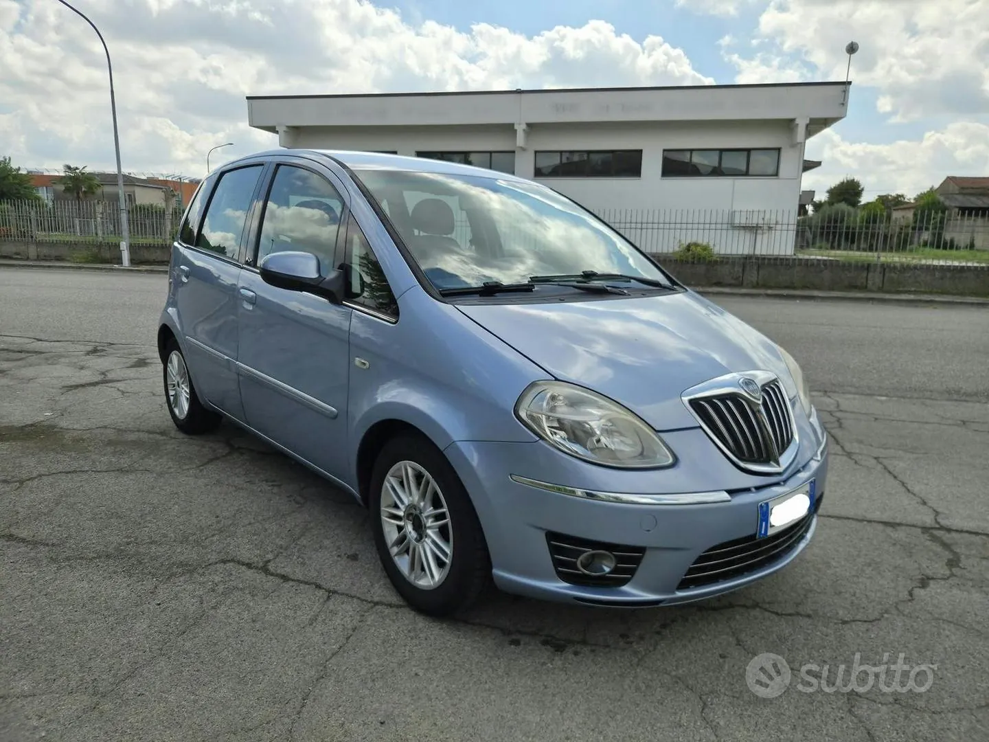Lancia Musa 2011 photo 3