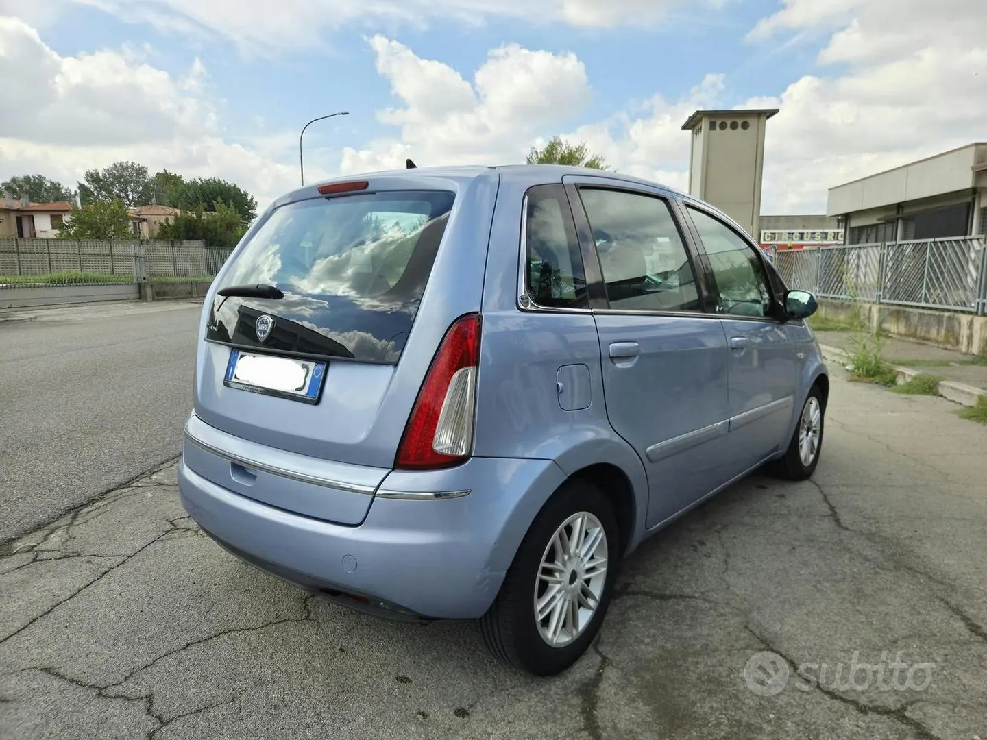 Lancia Musa 2011 photo 4
