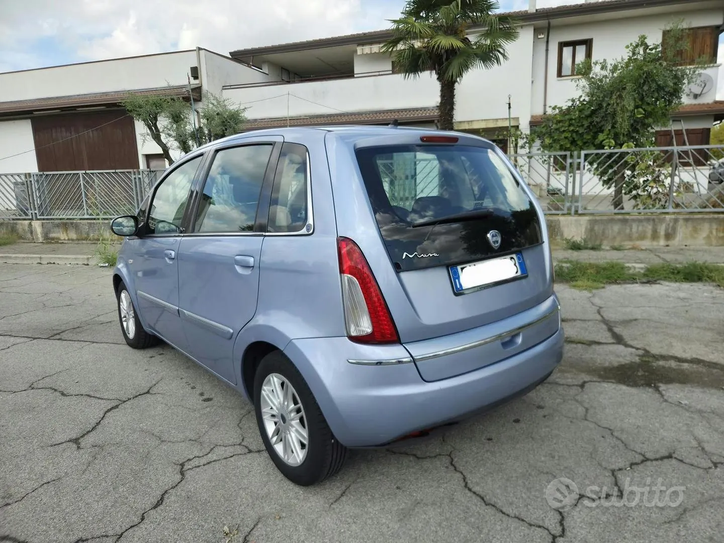 Lancia Musa 2011 photo 2