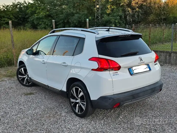 Peugeot 2008 2016 photo 4