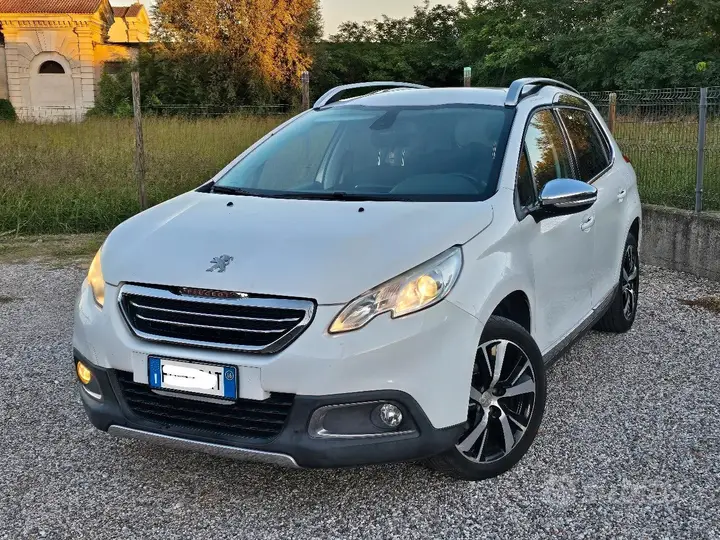 Peugeot 2008 2016 photo 2