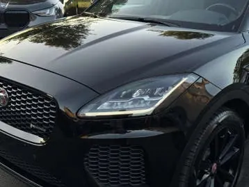Jaguar E-Pace 2019 photo 3