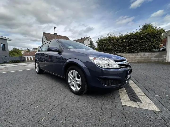 Opel Astra H