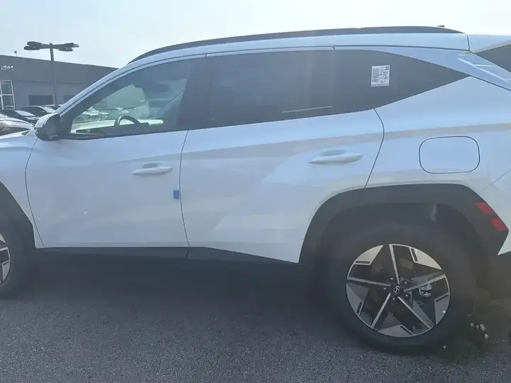 Hyundai Tucson 2026 photo 4