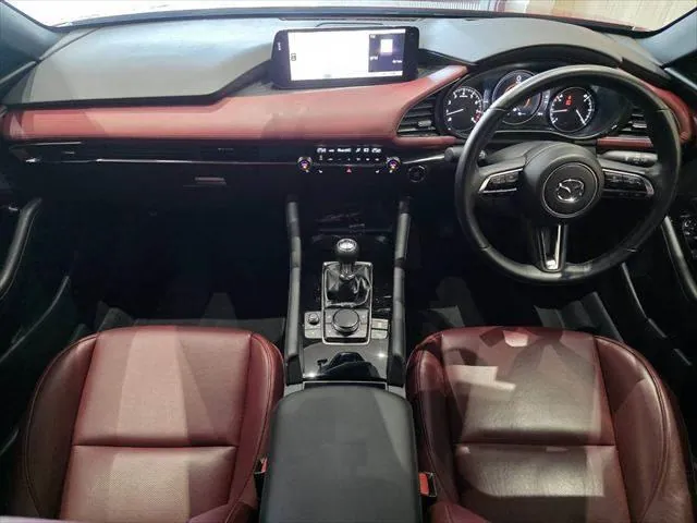 Mazda Mazda3 2023 photo 3