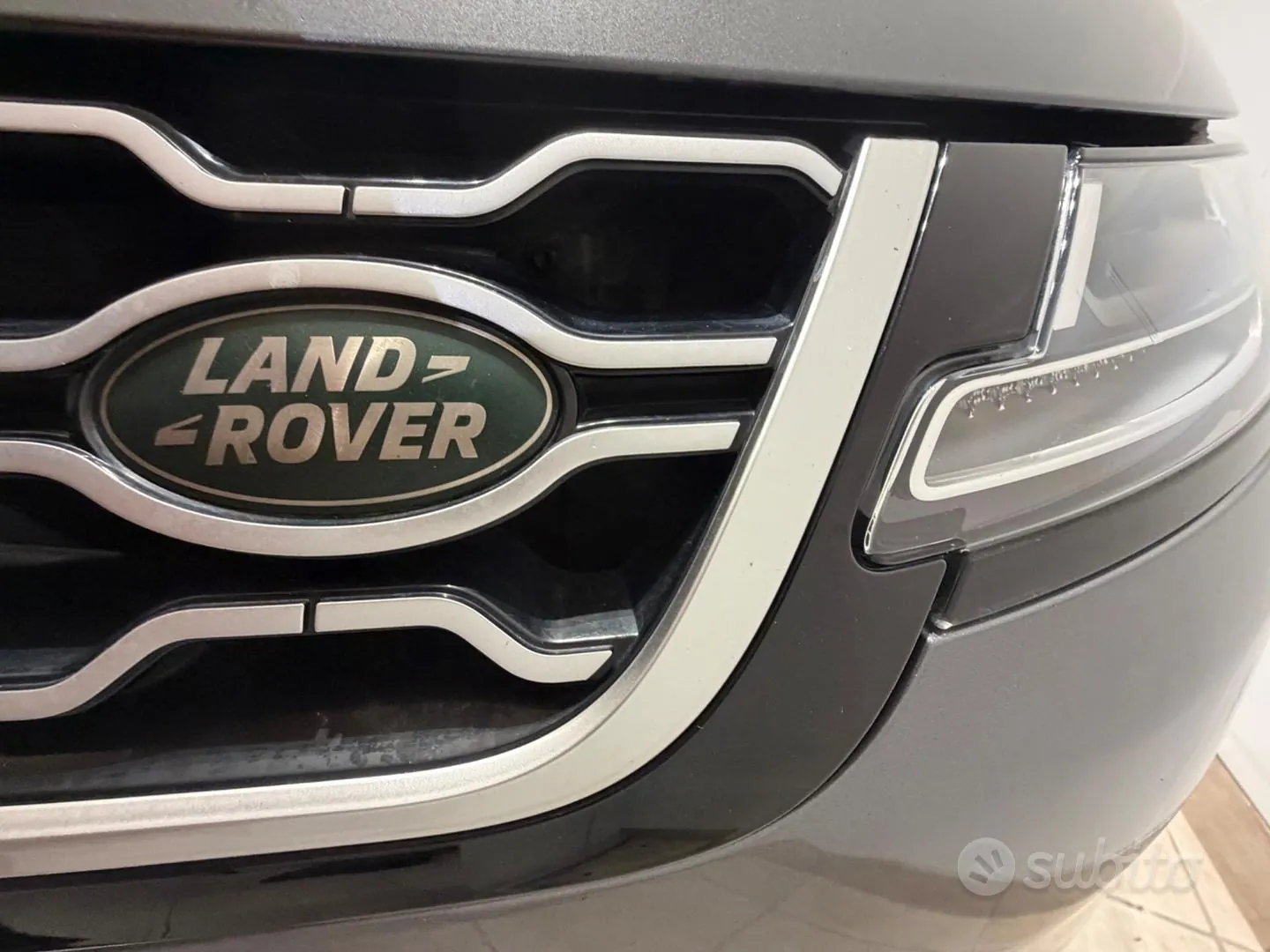 Land Rover Range Rover Evoque 2019 photo 3
