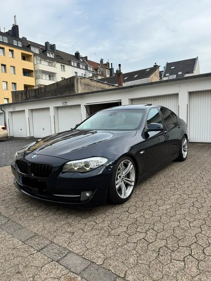 BMW F10
