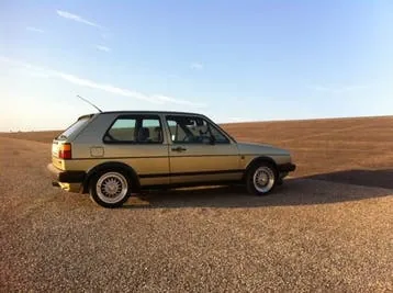 Volkswagen Golf 2