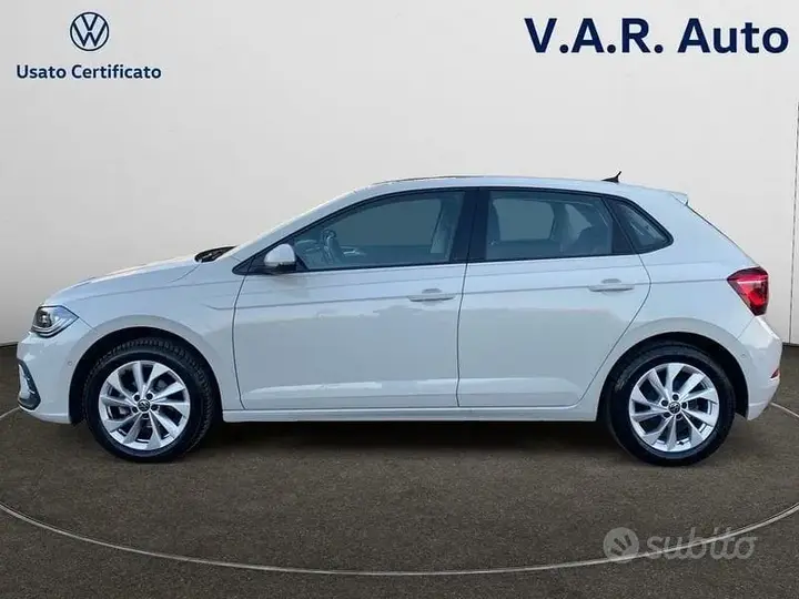 Volkswagen Polo 2023 photo 2