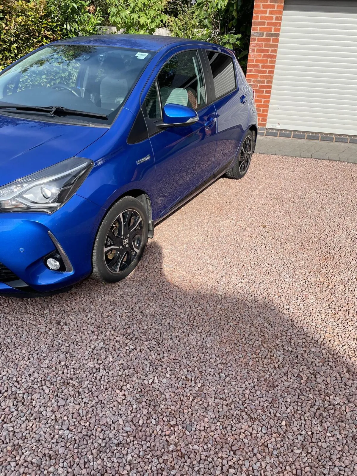 Toyota Yaris 2017 photo 2