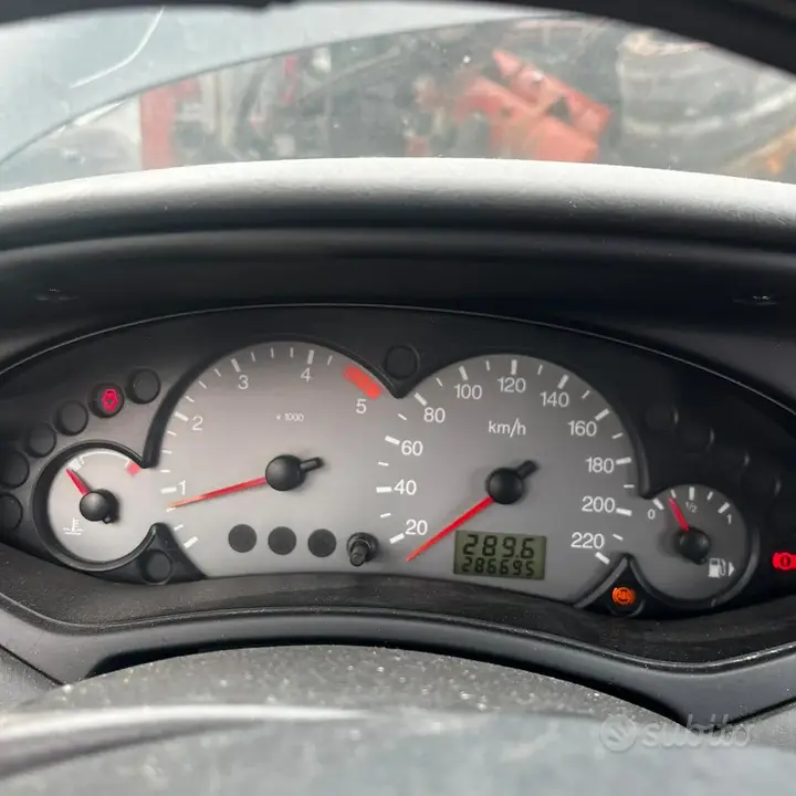 Ford Focus 2005 photo 4
