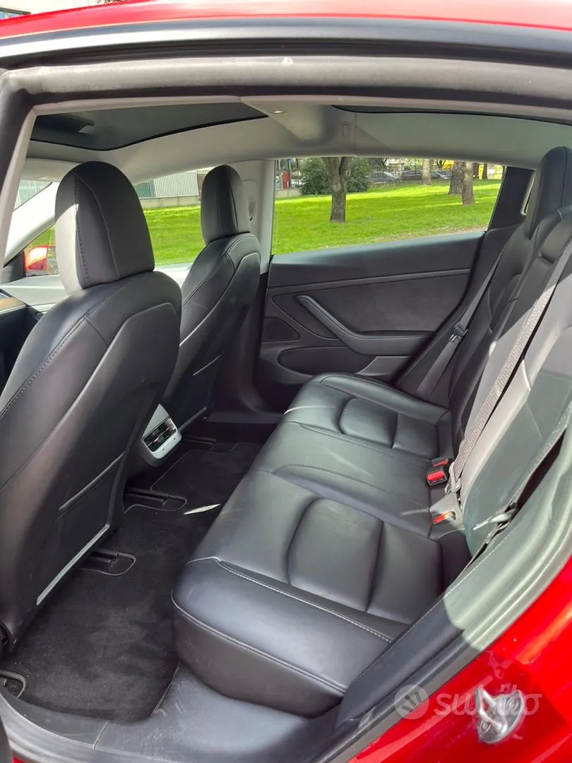 Tesla Model 3 2021 photo 4