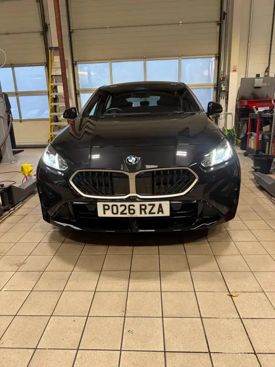 BMW 1 Series 2026 photo 2