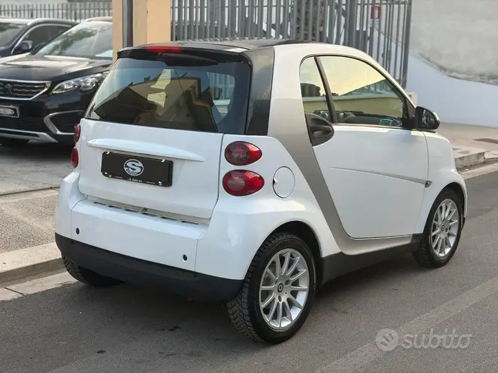 Smart Fortwo 2008 photo 3