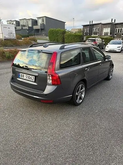 Volvo V50 2008 photo 4